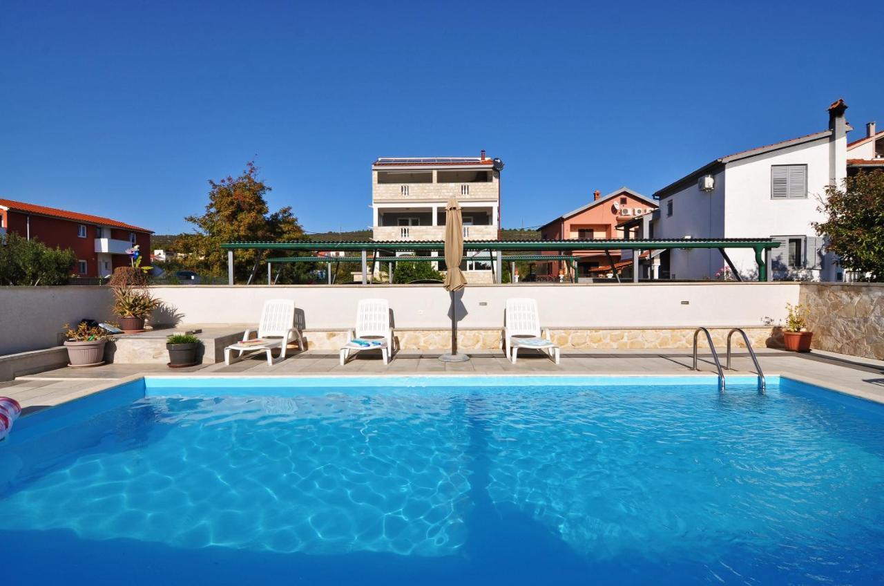 Apartment Tony With Private Pool Sukošan 外观 照片